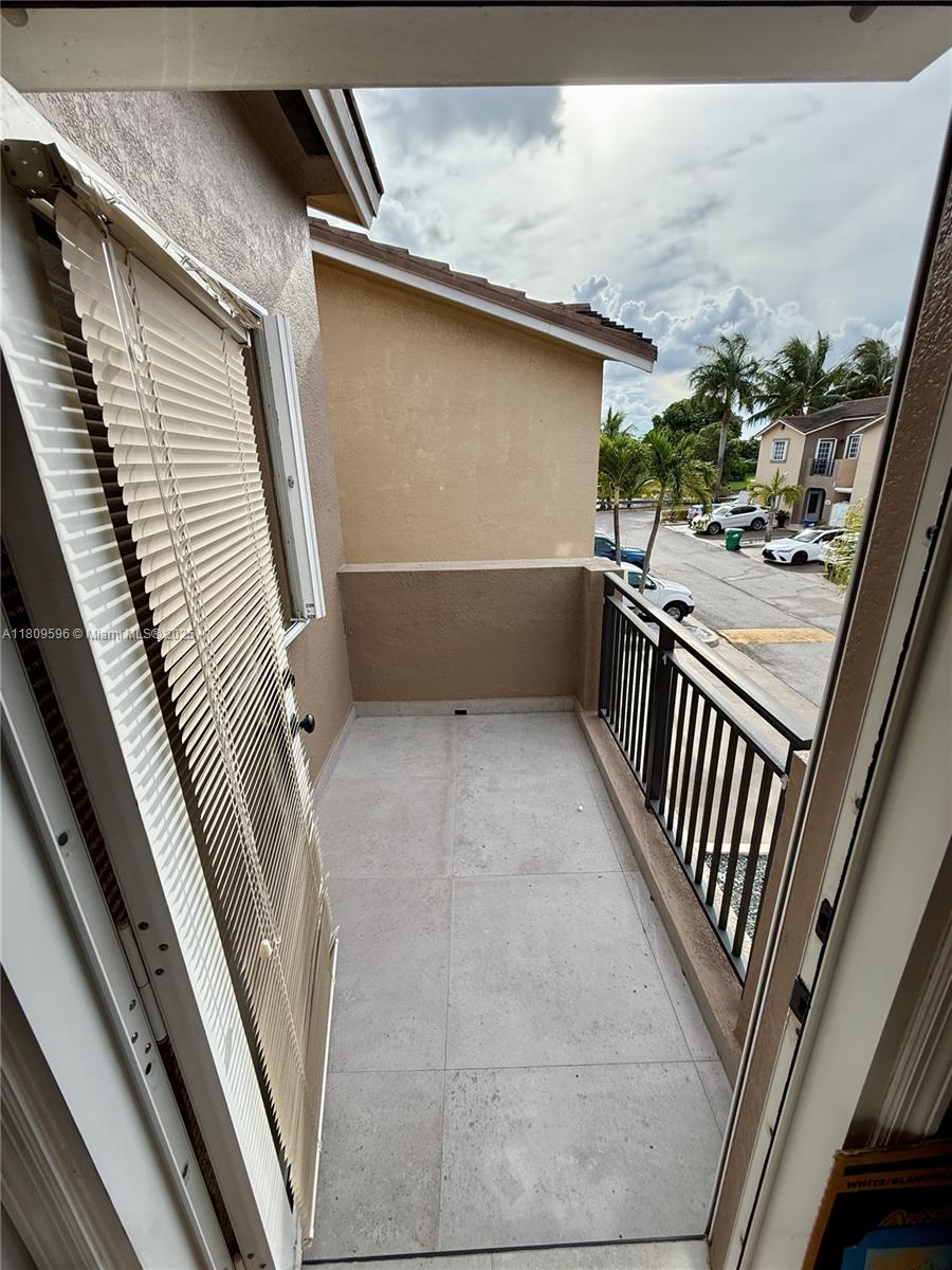 7664 NW 182nd Ter # 105