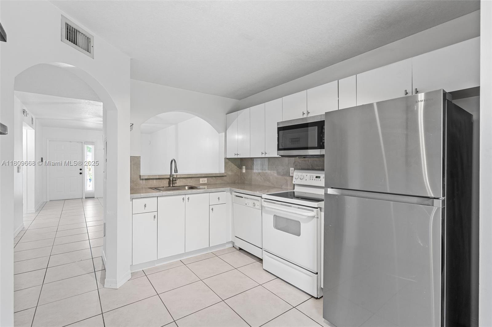 1261 SE 29th St # 25 Unit: 103-25