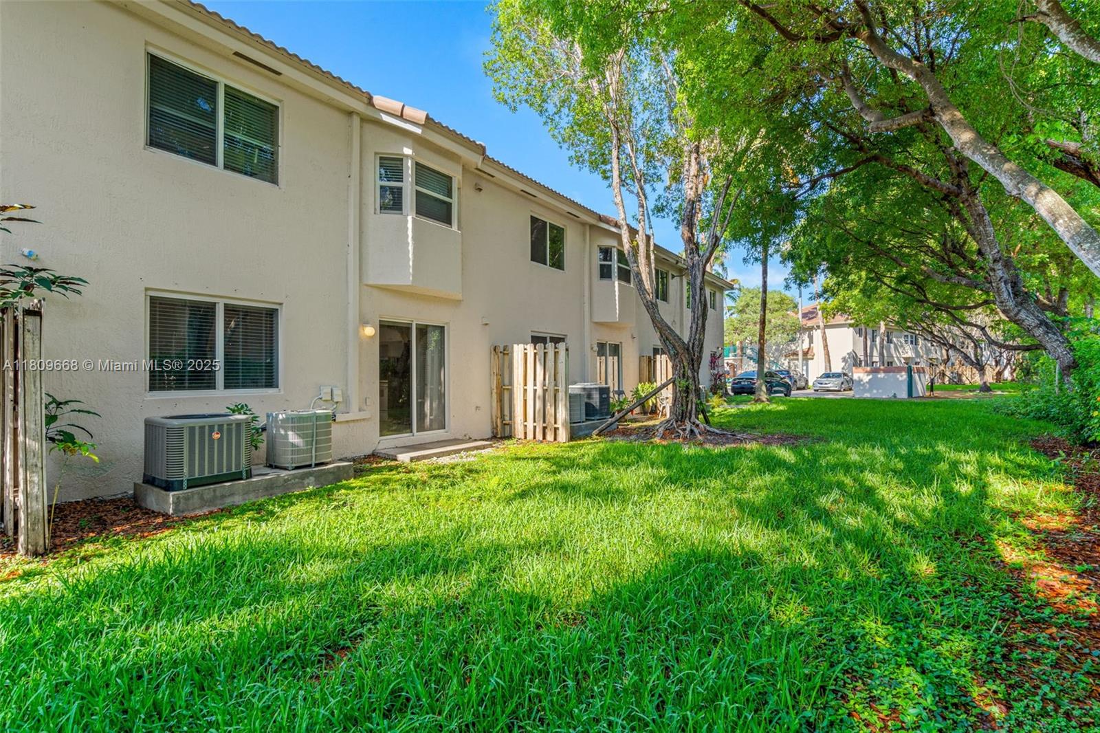 1261 SE 29th St # 25 Unit: 103-25
