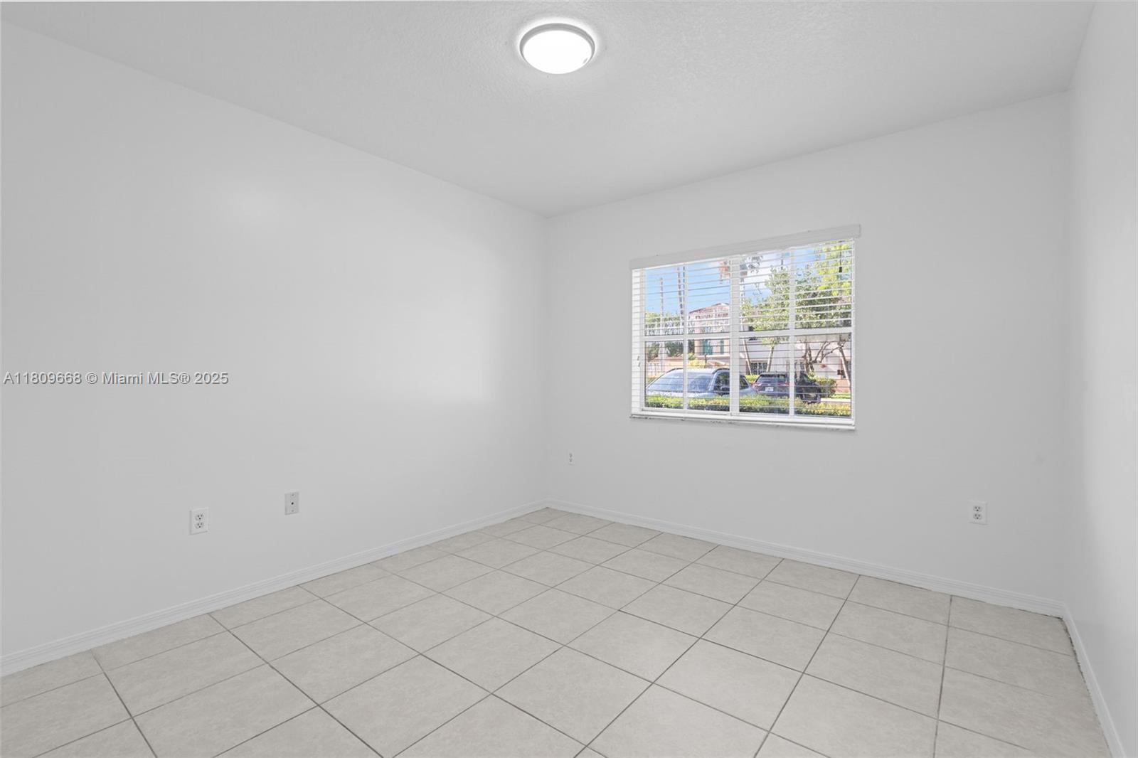 1261 SE 29th St # 25 Unit: 103-25