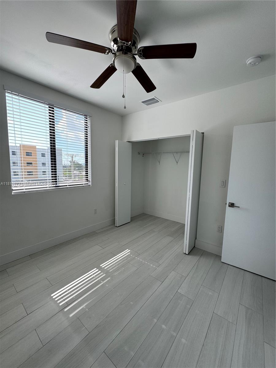 909 E 24th St # 203