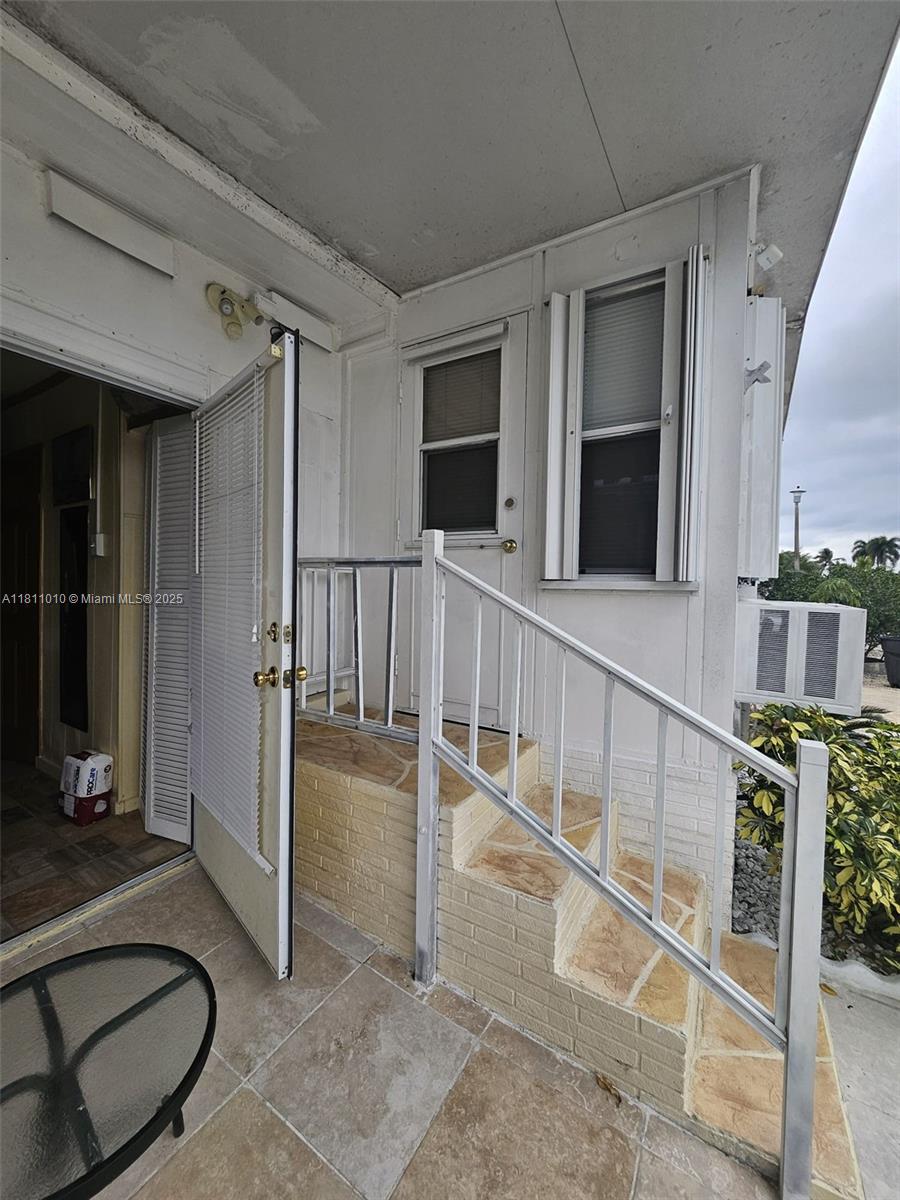 2848 W Marina Dr