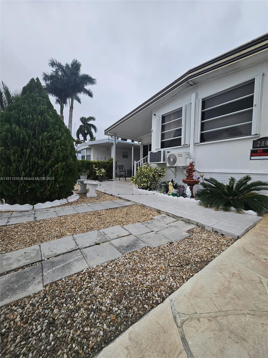 2848 W Marina Dr