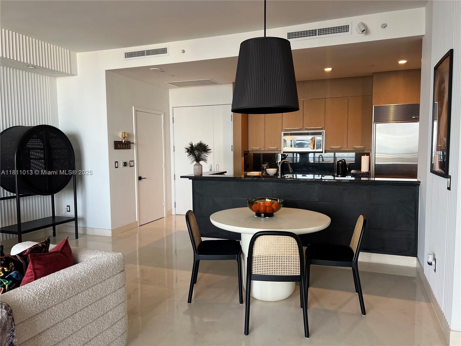 901 Brickell Key Blvd # 3702