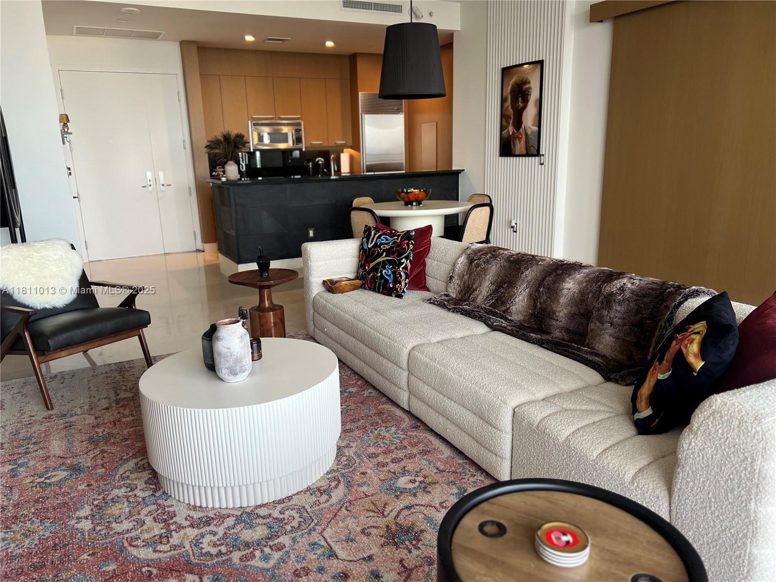 901 Brickell Key Blvd # 3702