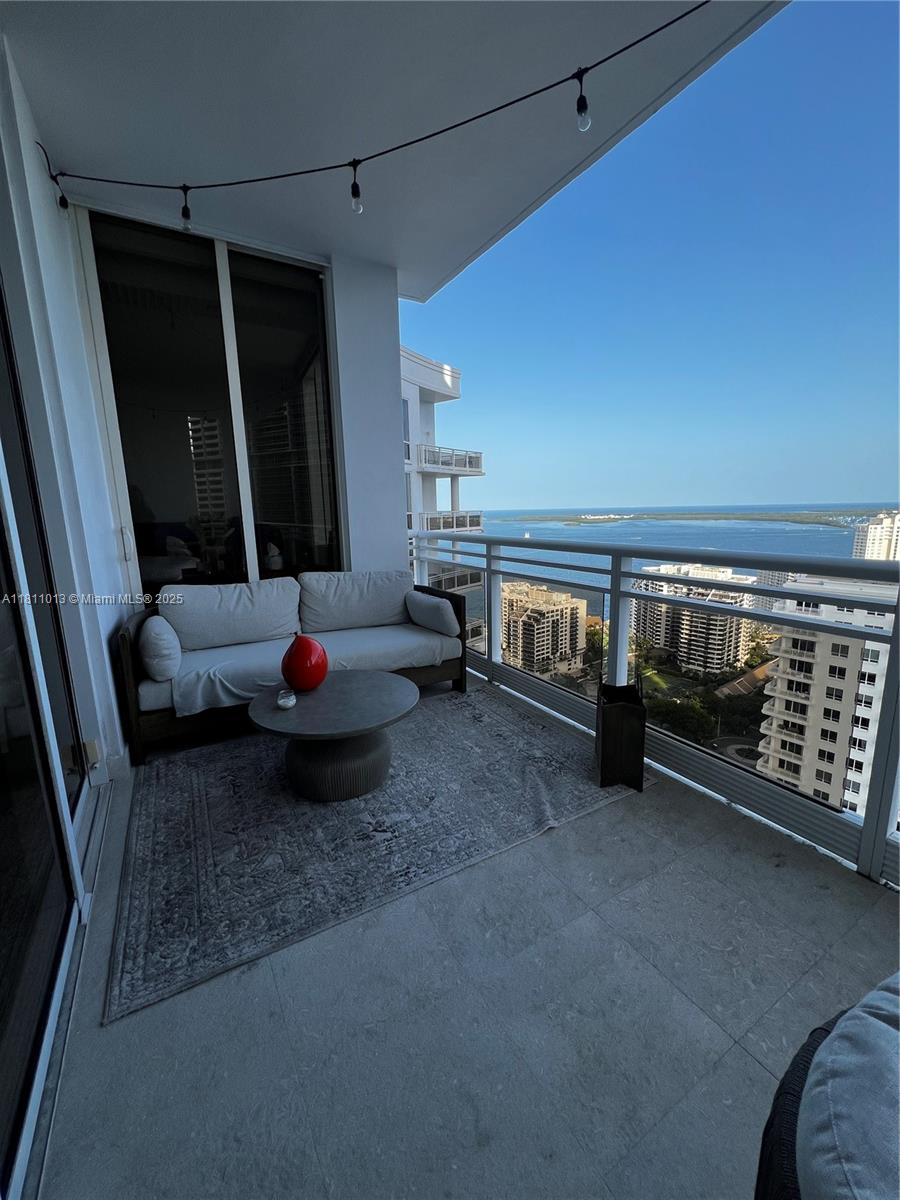 901 Brickell Key Blvd # 3702