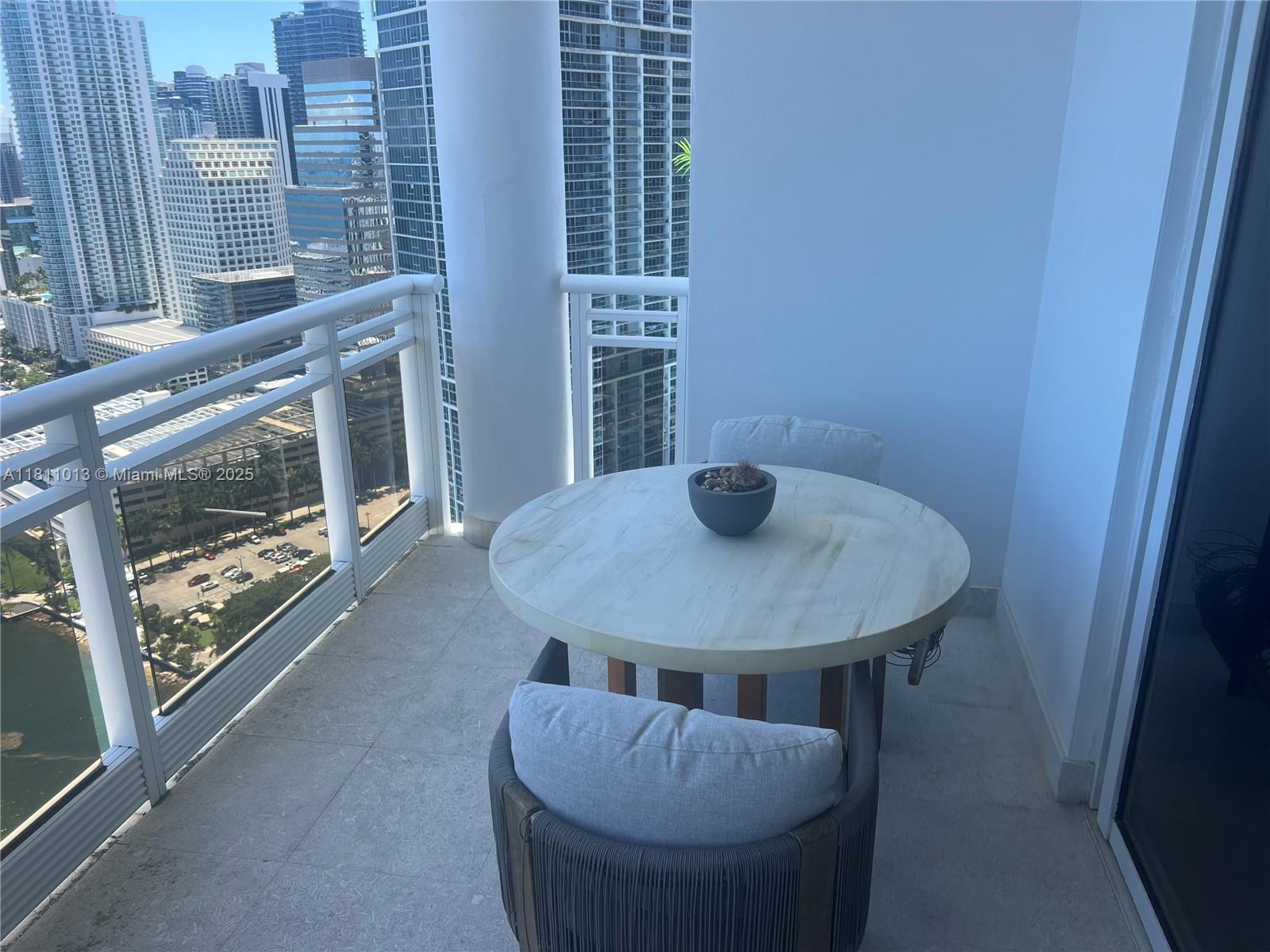 901 Brickell Key Blvd # 3702
