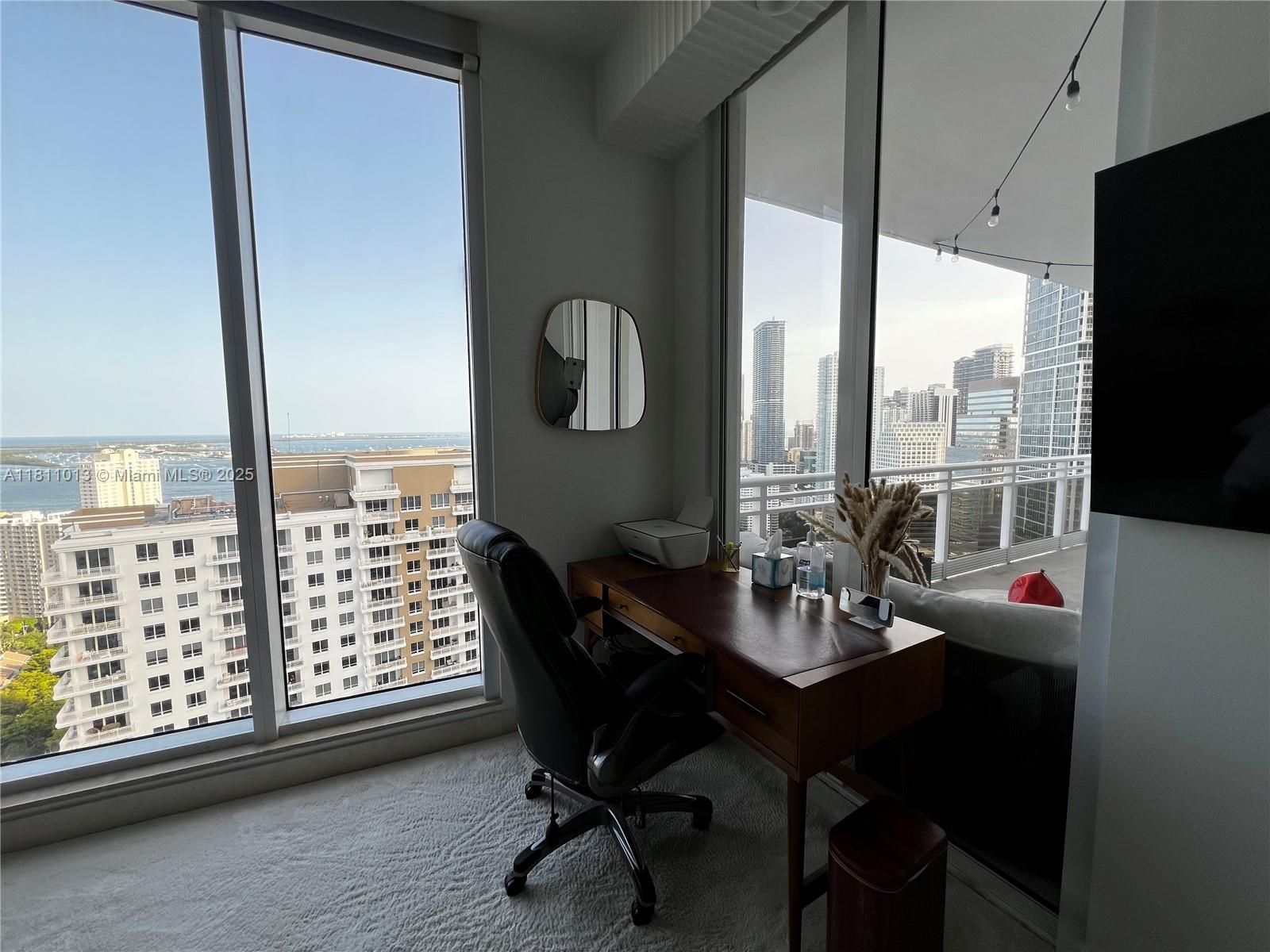 901 Brickell Key Blvd # 3702