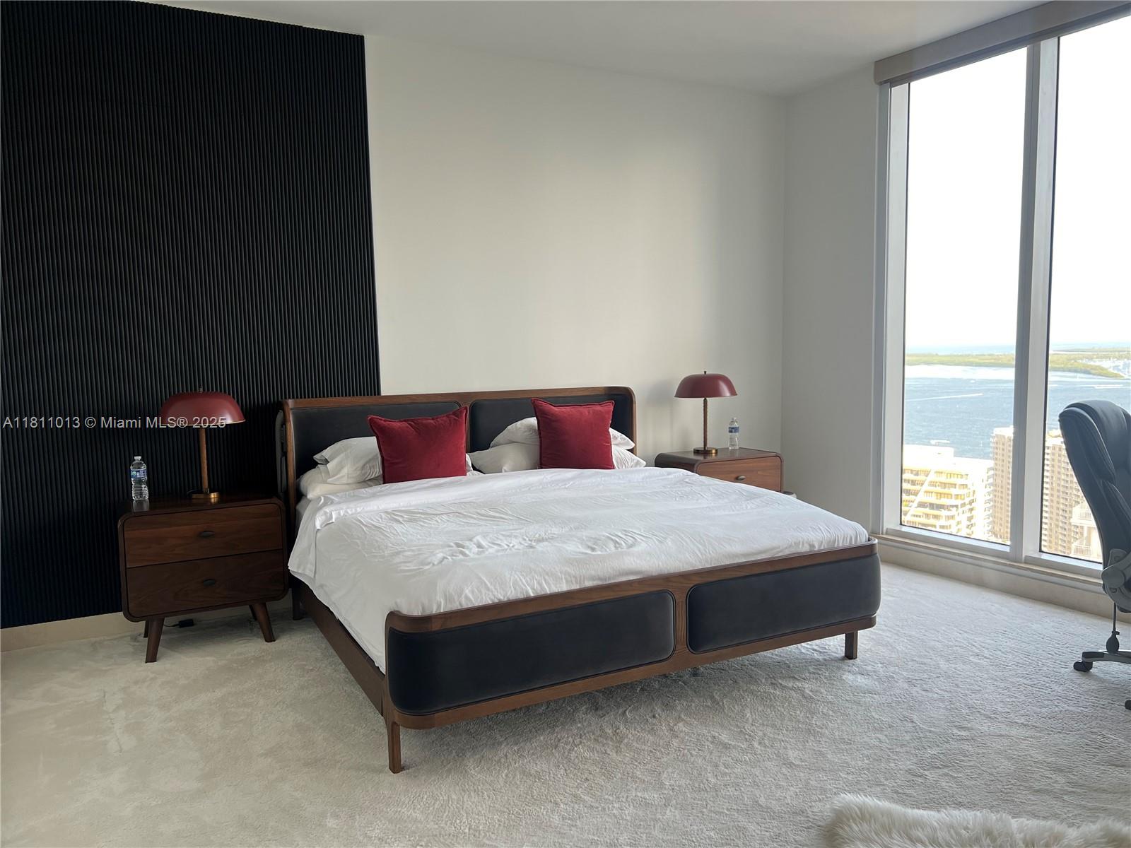 901 Brickell Key Blvd # 3702