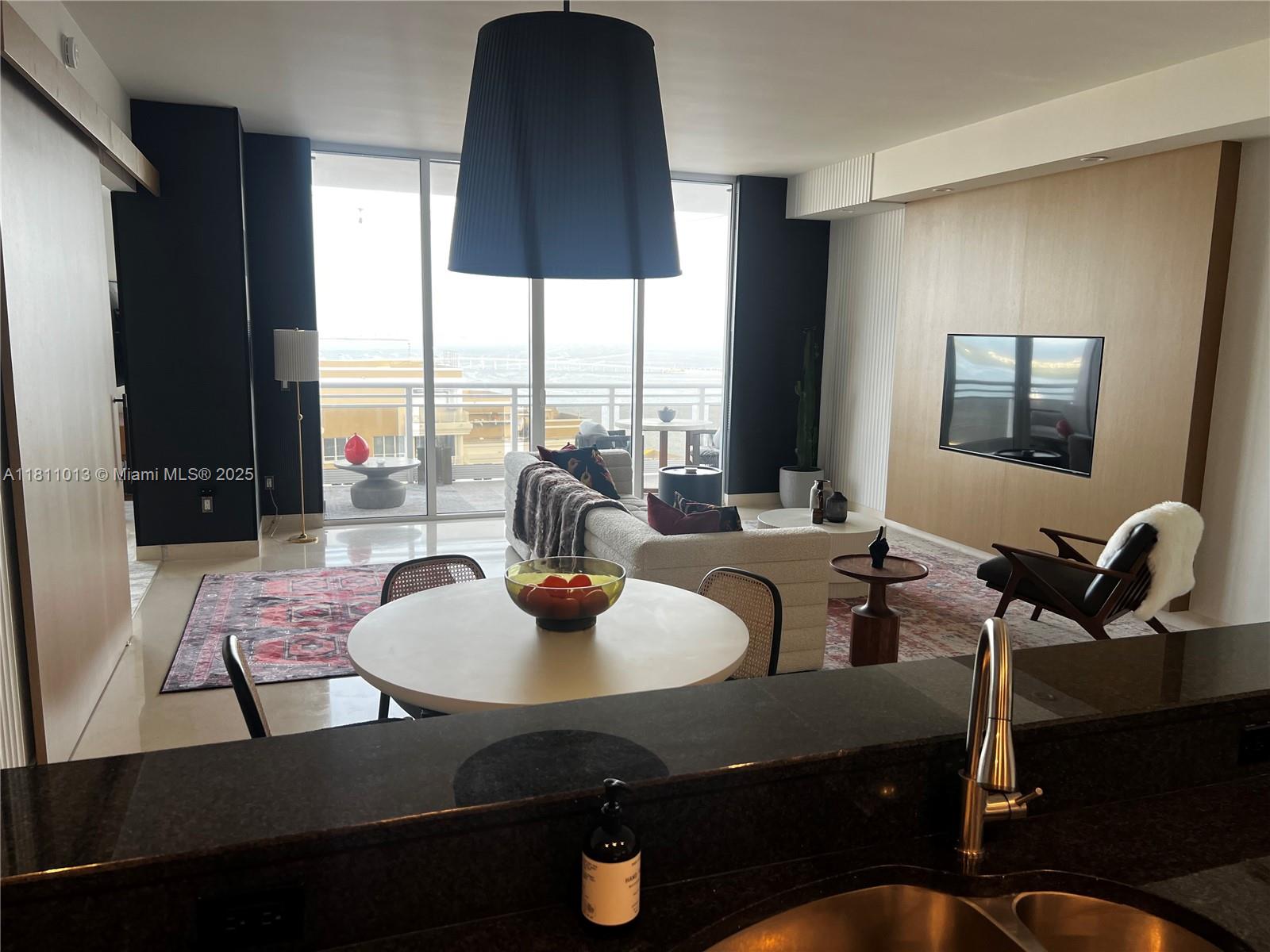 901 Brickell Key Blvd # 3702