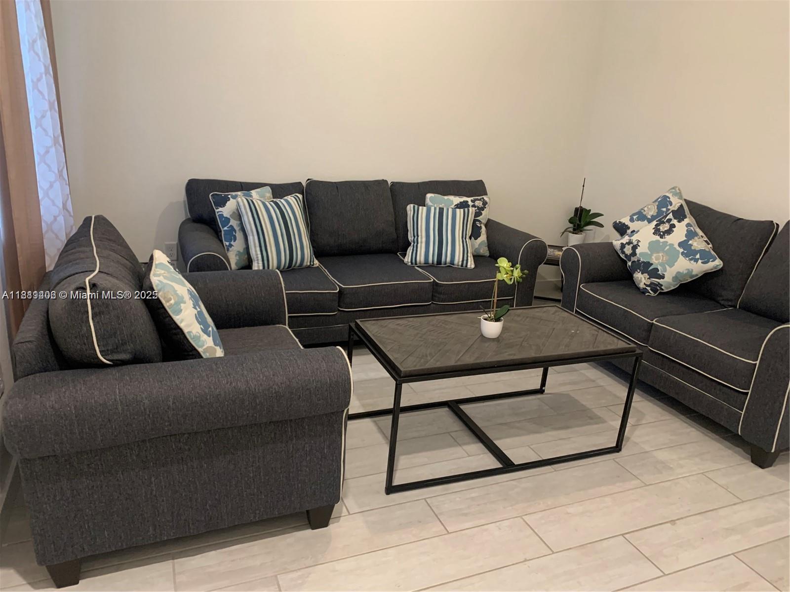 1041 SE 23rd Ter # 1041