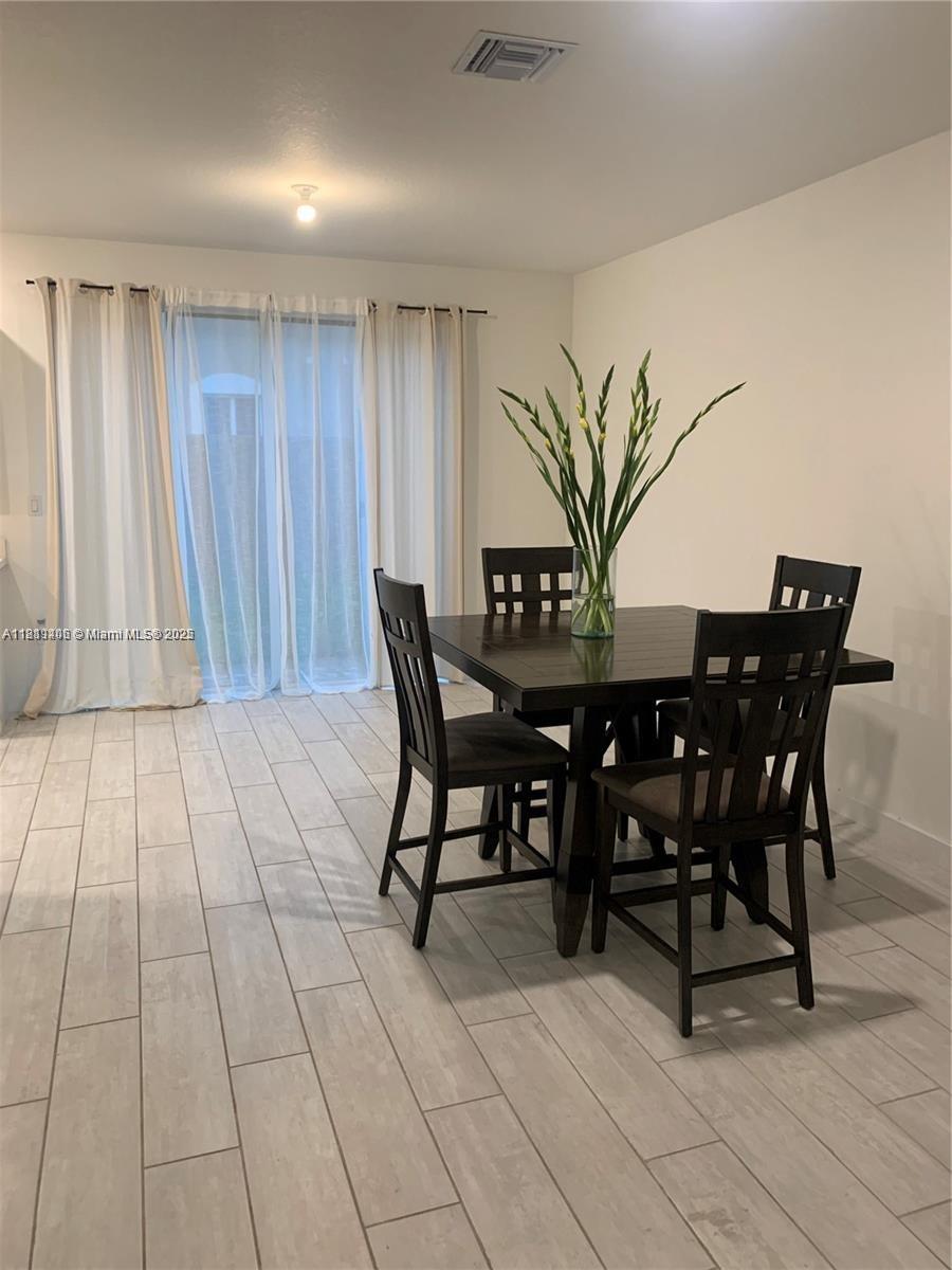 1041 SE 23rd Ter # 1041