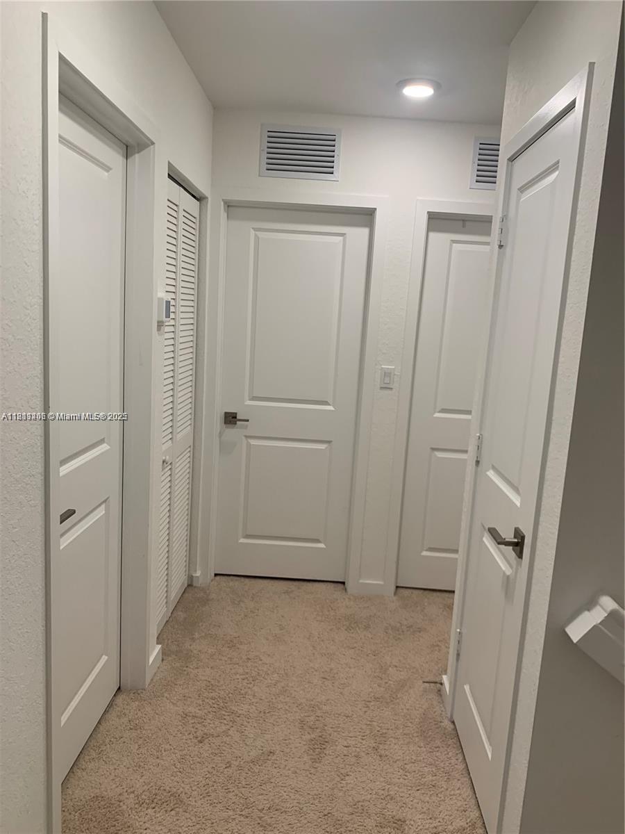 1041 SE 23rd Ter # 1041