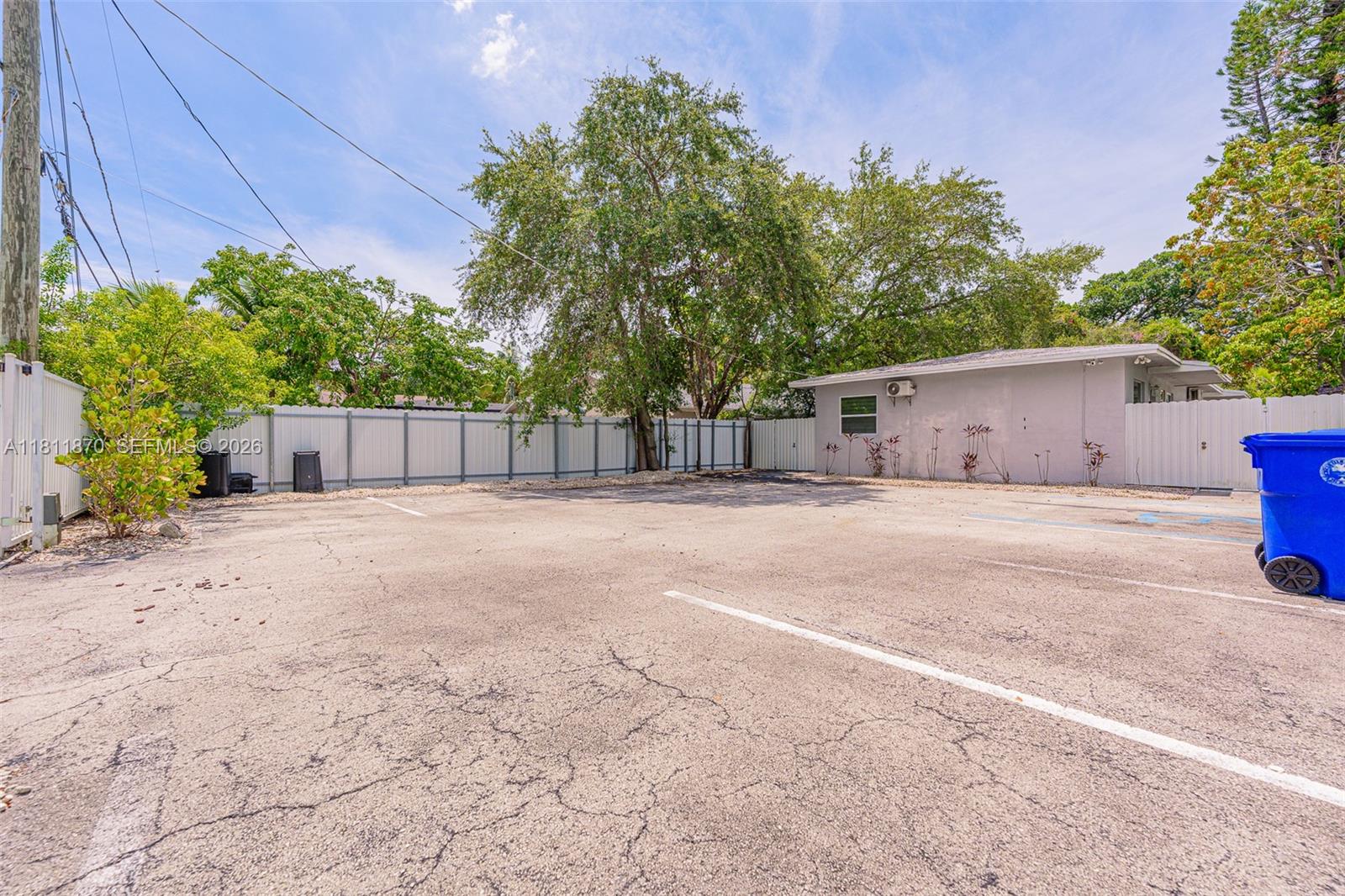 5091 NW 2nd Ave