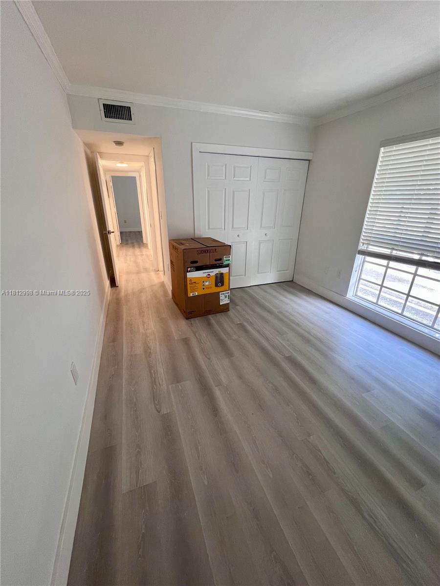 290 Sunrise Dr # H Unit: 1-H