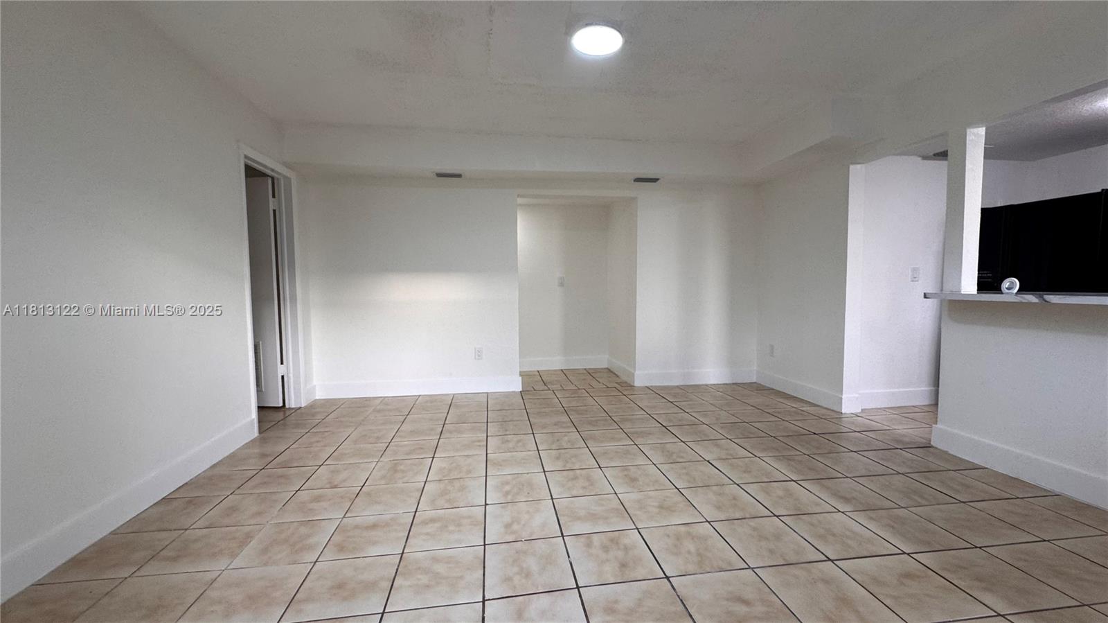 4887 NW 4th St # 4885