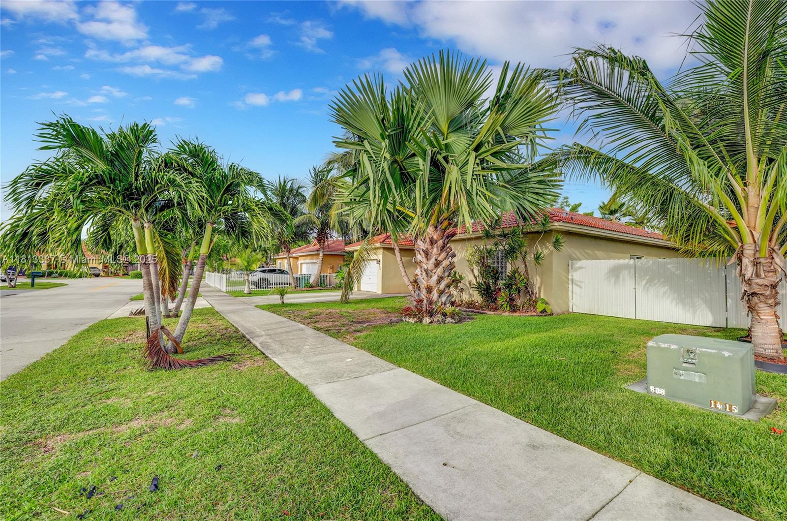 706 SE 13th Ter