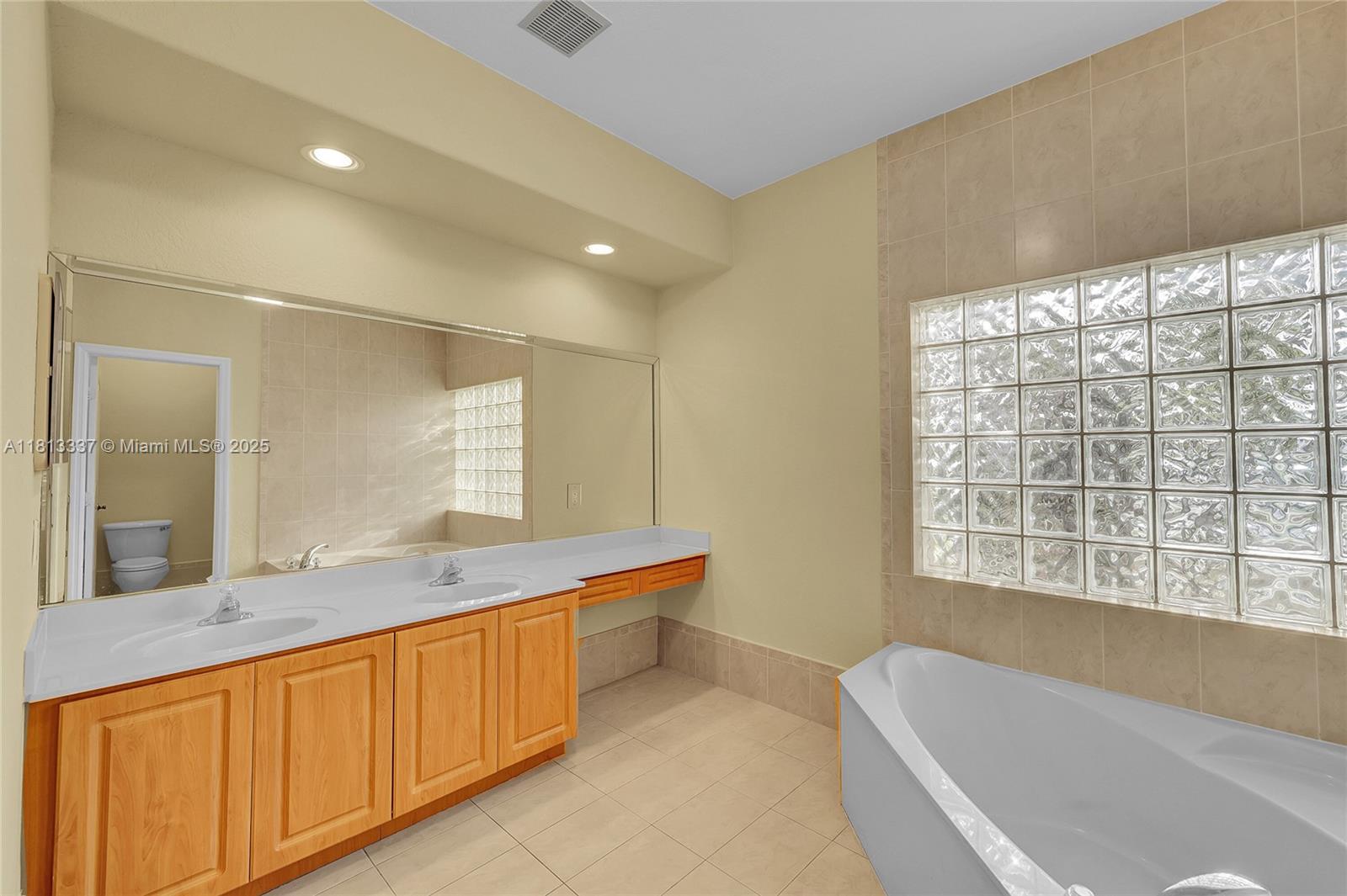 706 SE 13th Ter