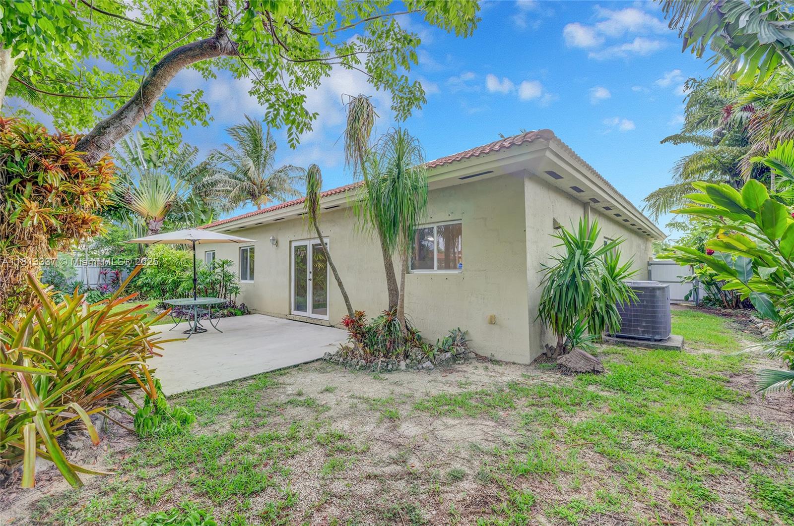 706 SE 13th Ter