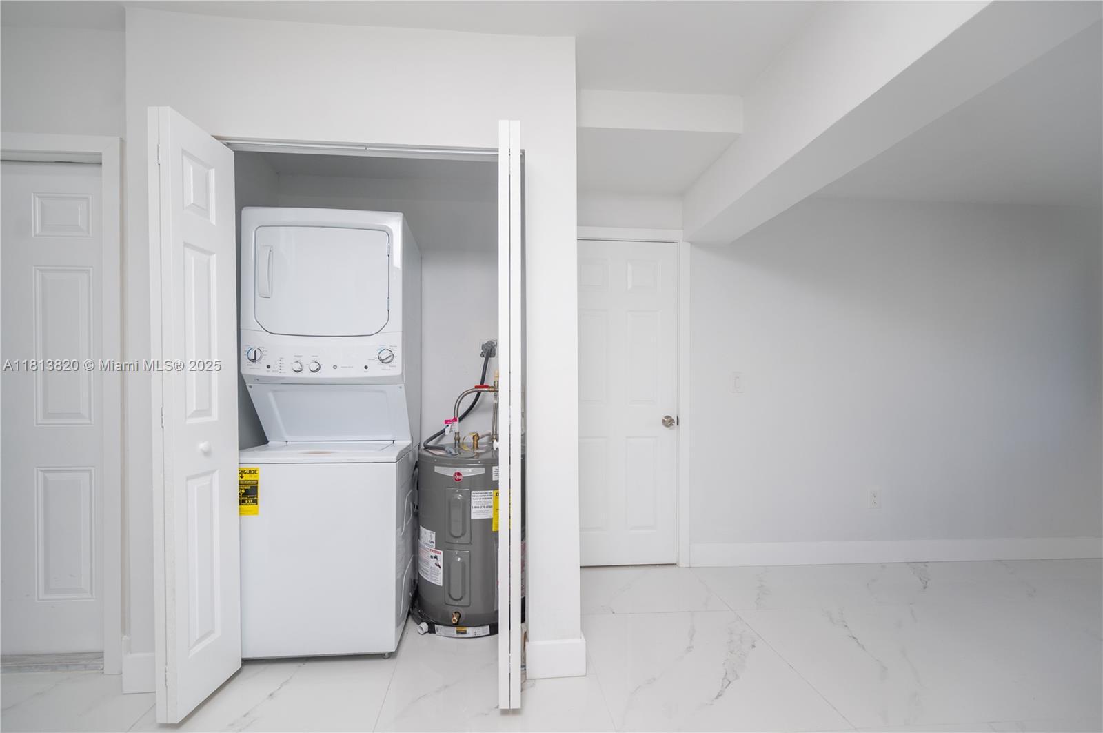 1380 NW 39th St