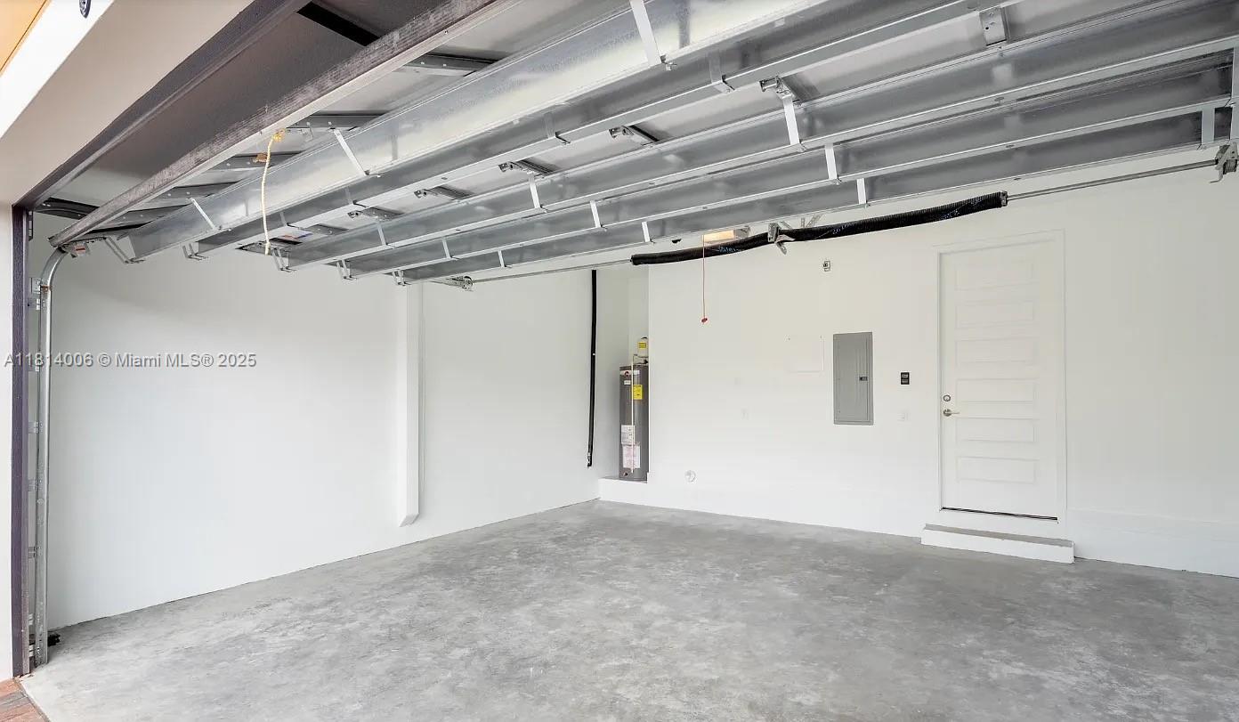 1405 N Dixie Hwy # 4