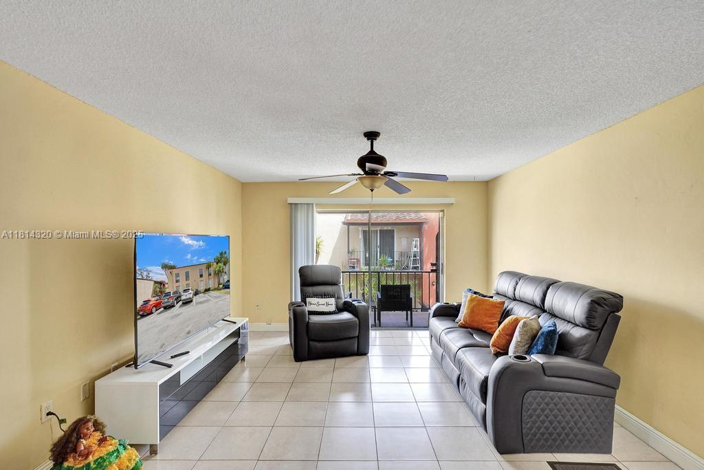 10804 N Kendall Dr # P14