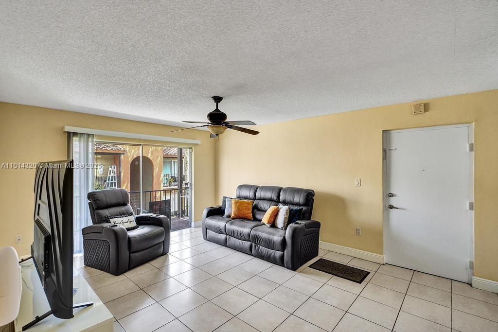 10804 N Kendall Dr # P14