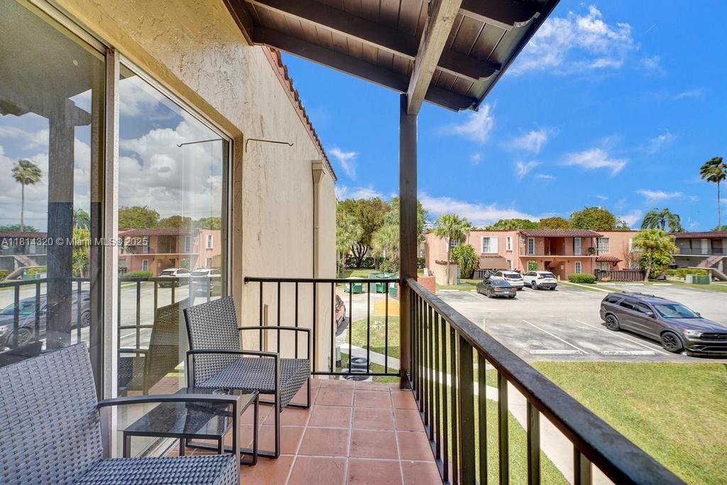 10804 N Kendall Dr # P14