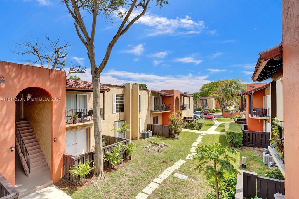 10804 N Kendall Dr # P14