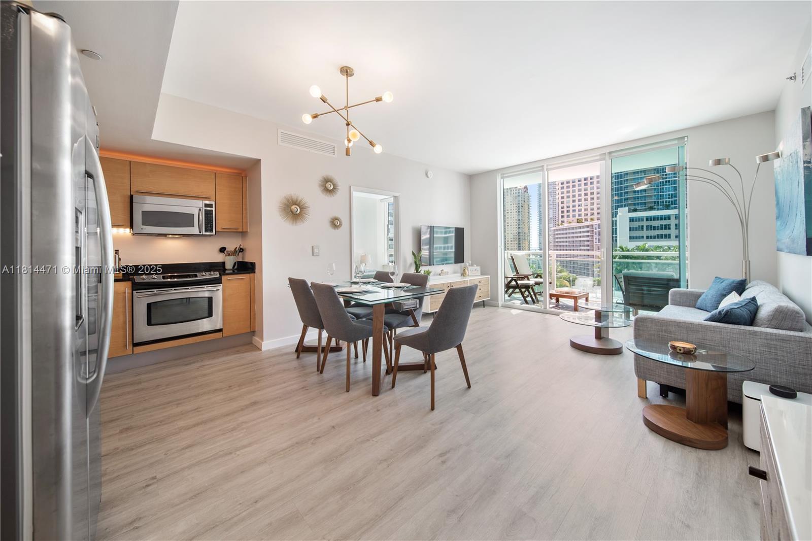 950 Brickell Bay Dr # 1407