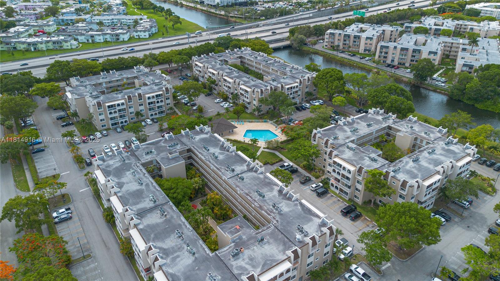 7830 Camino Real # 406 Unit: K-406