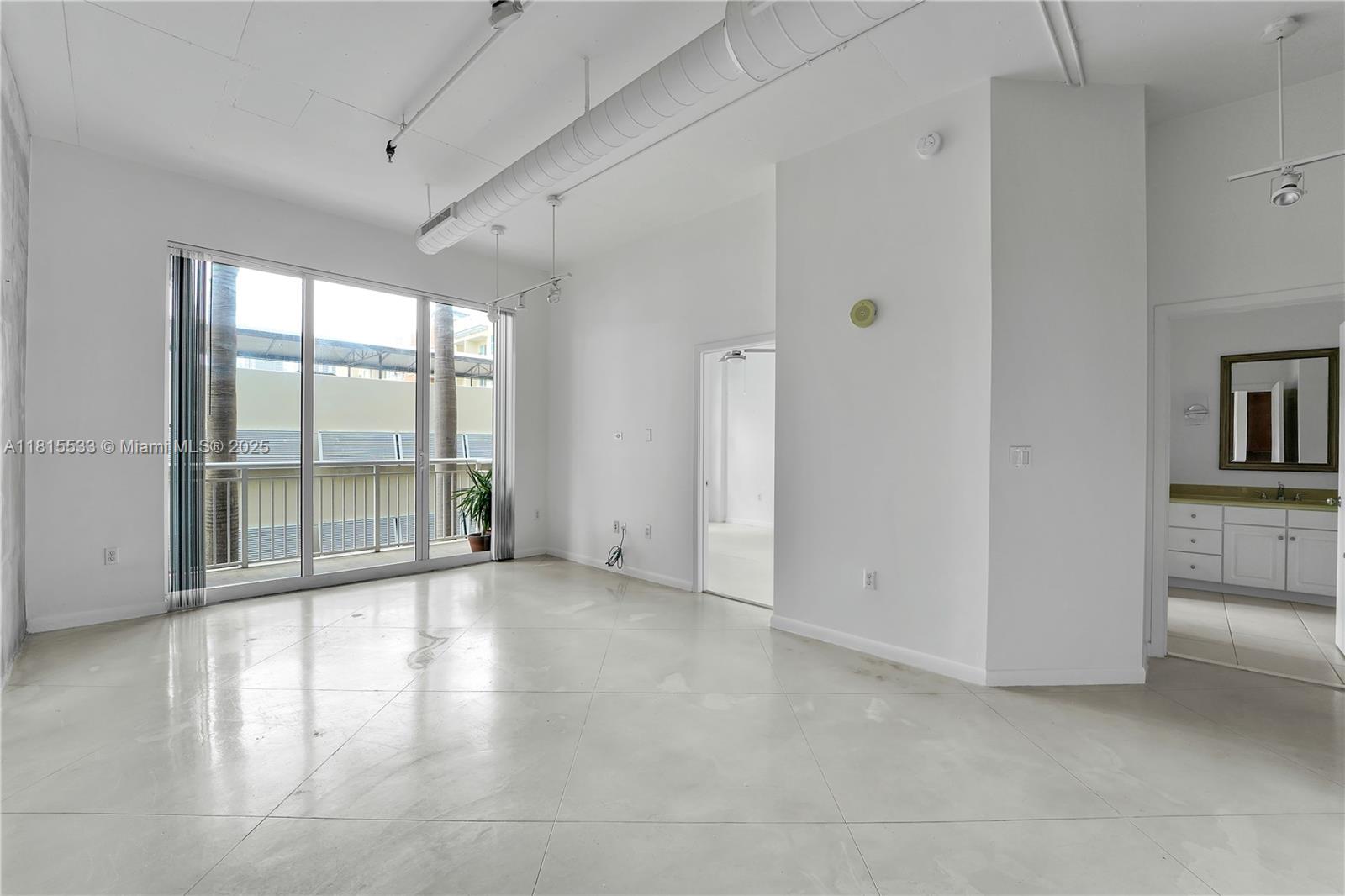 2001 Biscayne Blvd # 2305