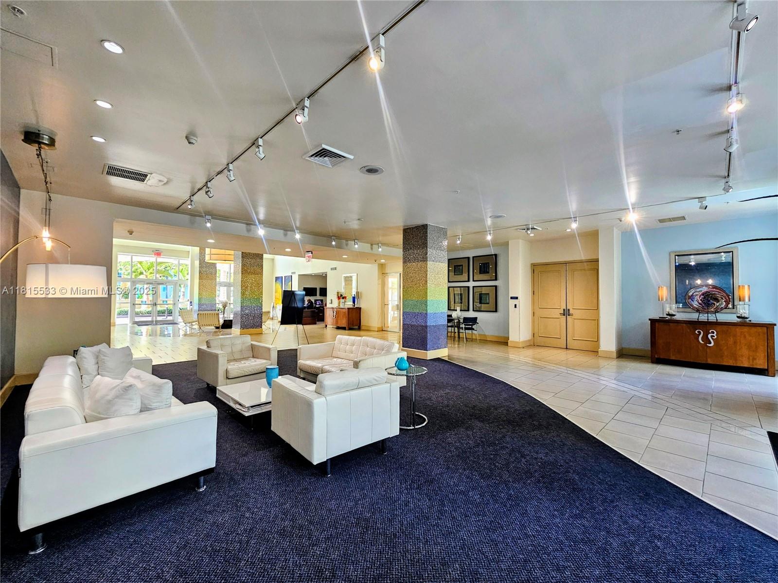 2001 Biscayne Blvd # 2305