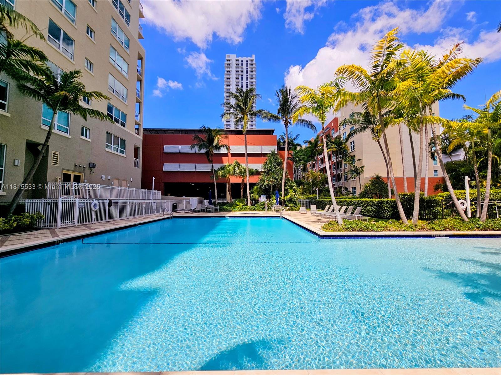 2001 Biscayne Blvd # 2305