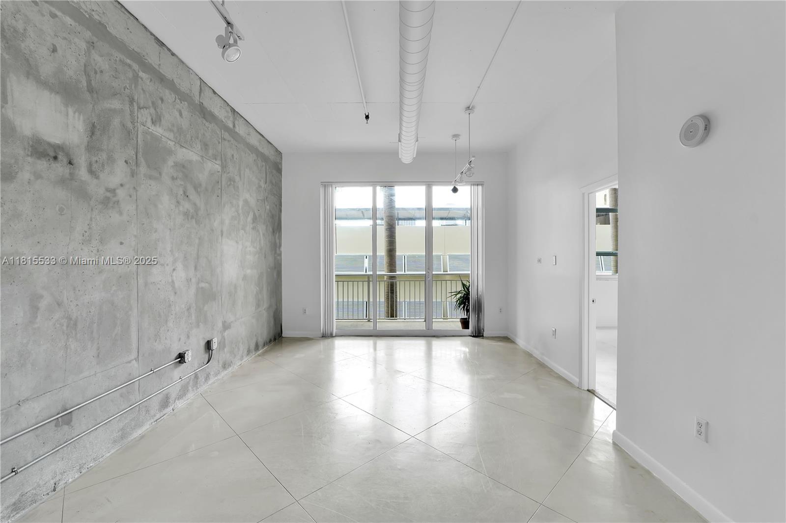 2001 Biscayne Blvd # 2305