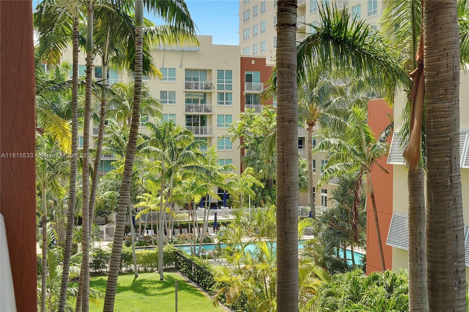 2001 Biscayne Blvd # 2305