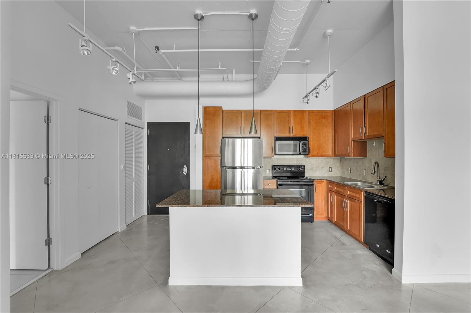 2001 Biscayne Blvd # 2305