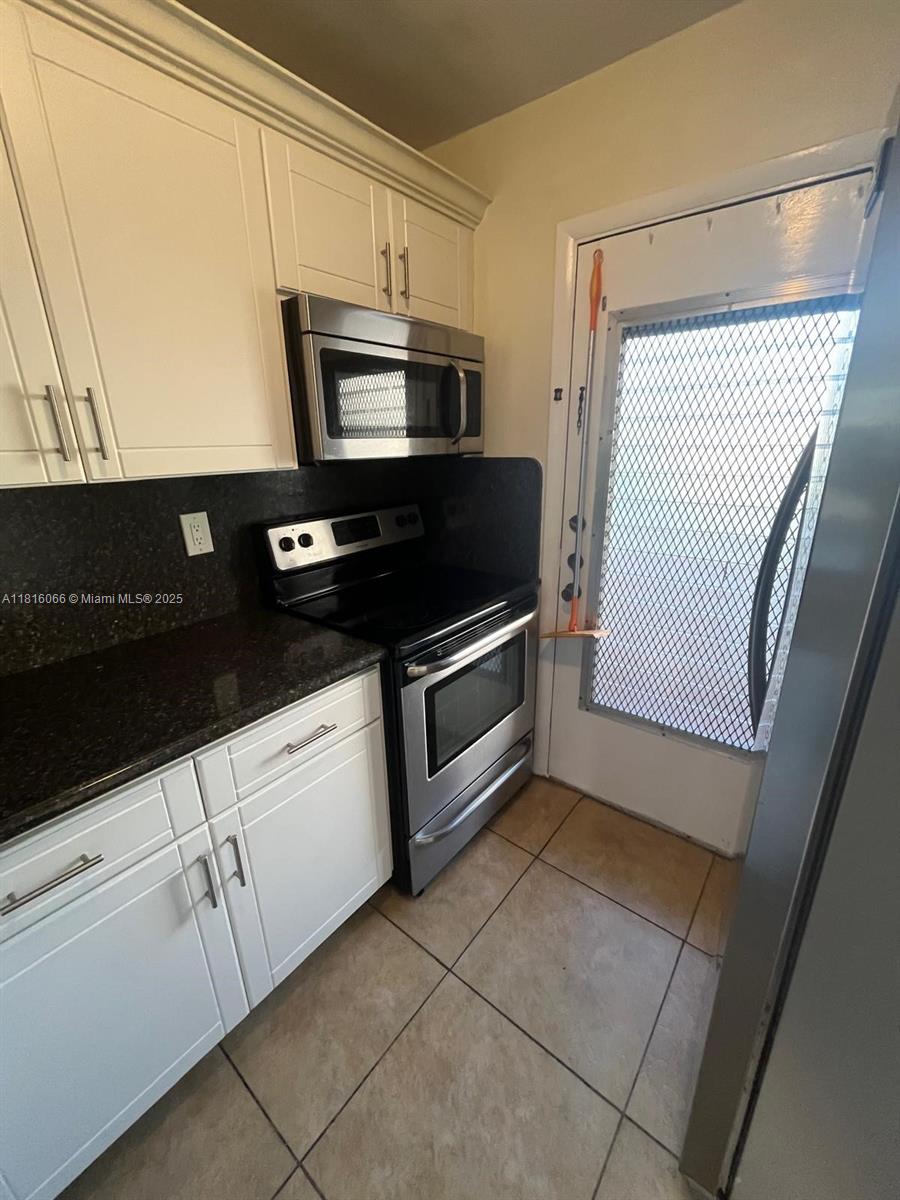 1650 S Le Jeune Rd # 204