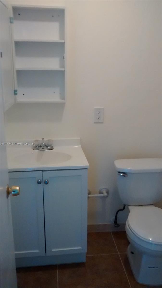 1650 S Le Jeune Rd # 204