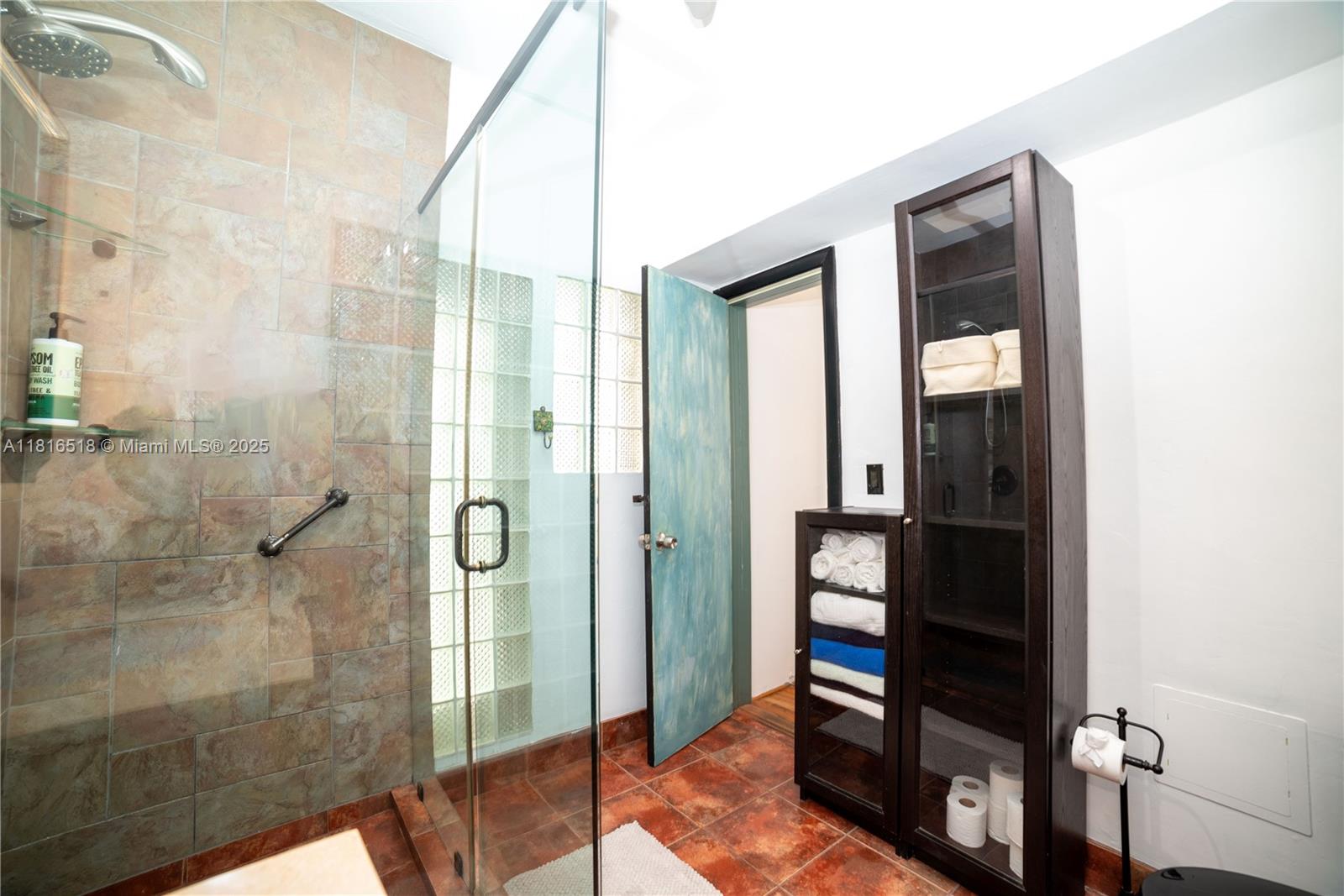1145 Meridian Ave # 9