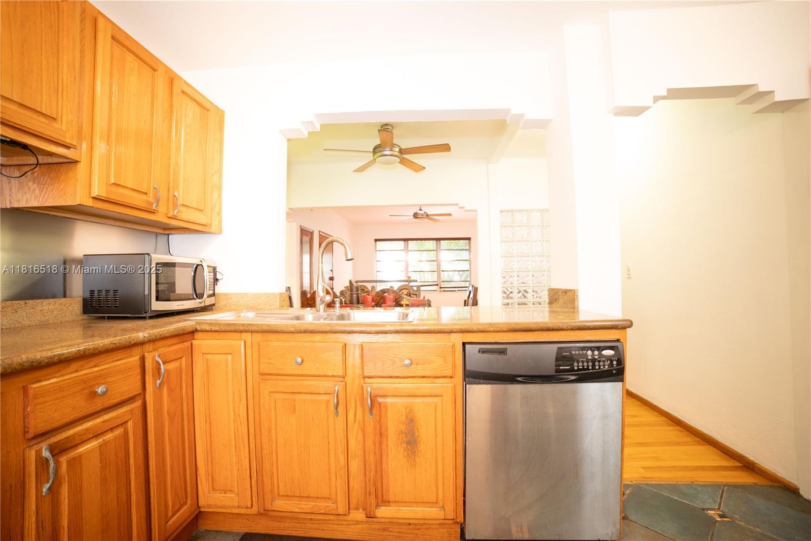 1145 Meridian Ave # 9