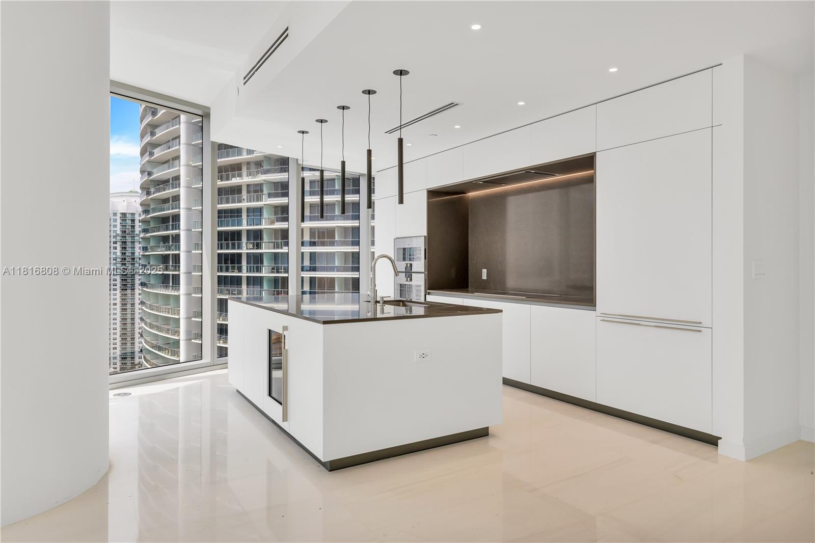 300 Biscayne Blvd way # 2907
