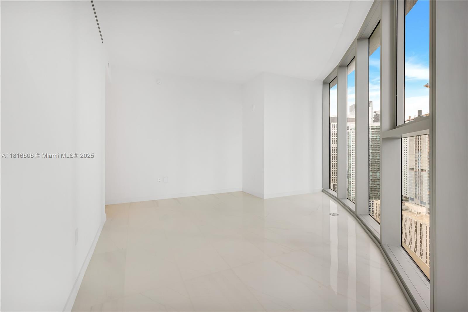 300 Biscayne Blvd way # 2907