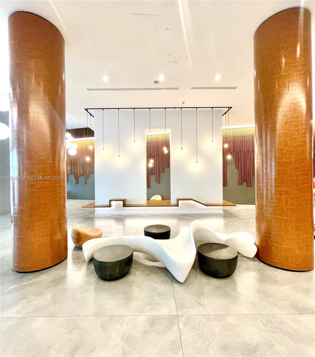 350 S Miami Ave Unit: 1103