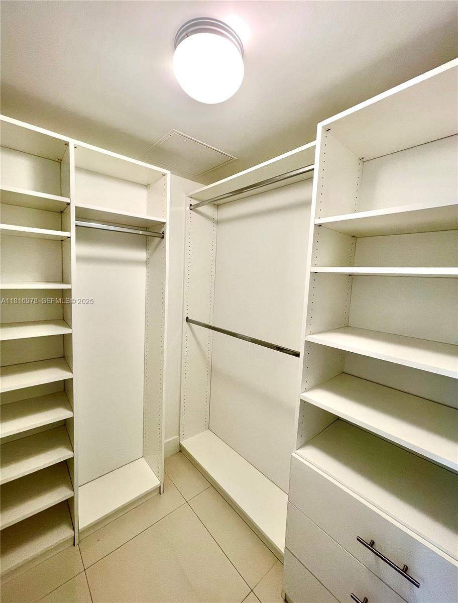 350 S Miami Ave Unit: 1103