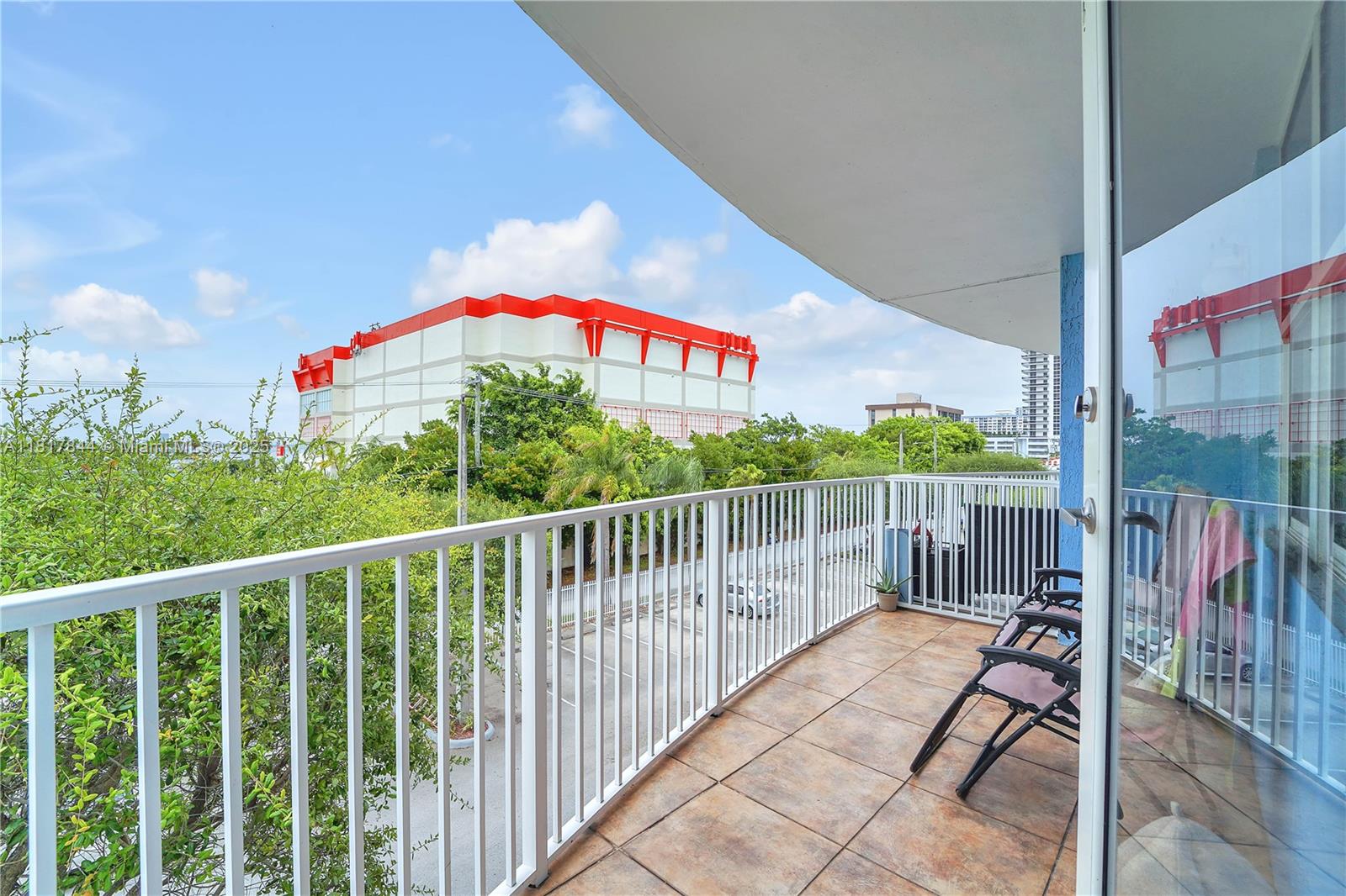 1555 N Treasure Dr # 304