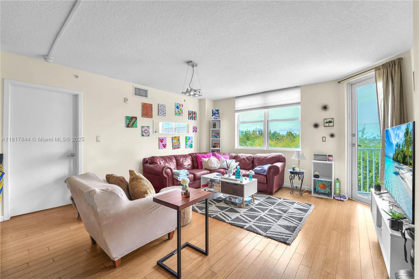 1555 N Treasure Dr # 304