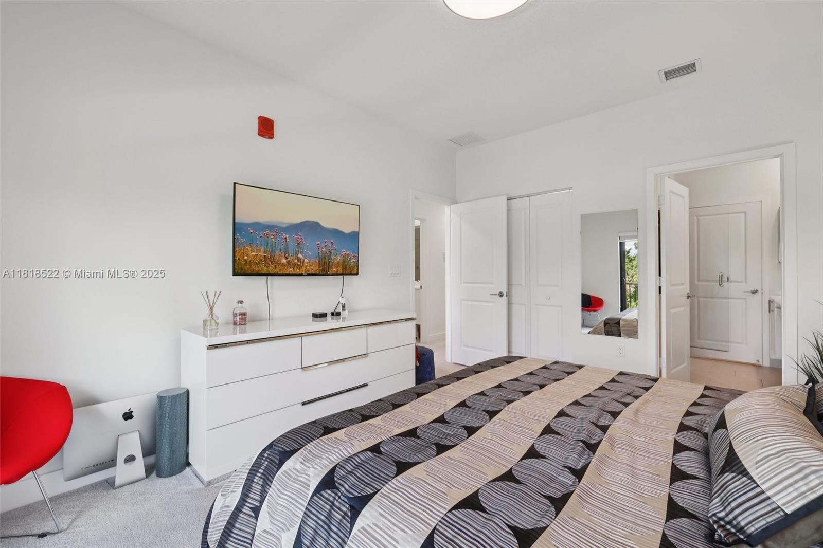 8001 NW 41st St # 112 Unit: F-112