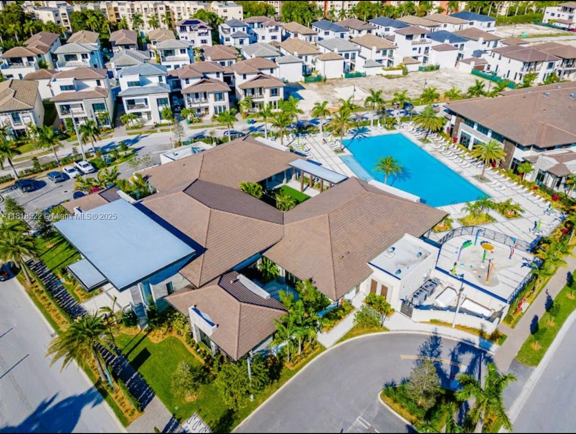 8001 NW 41st St # 112 Unit: F-112