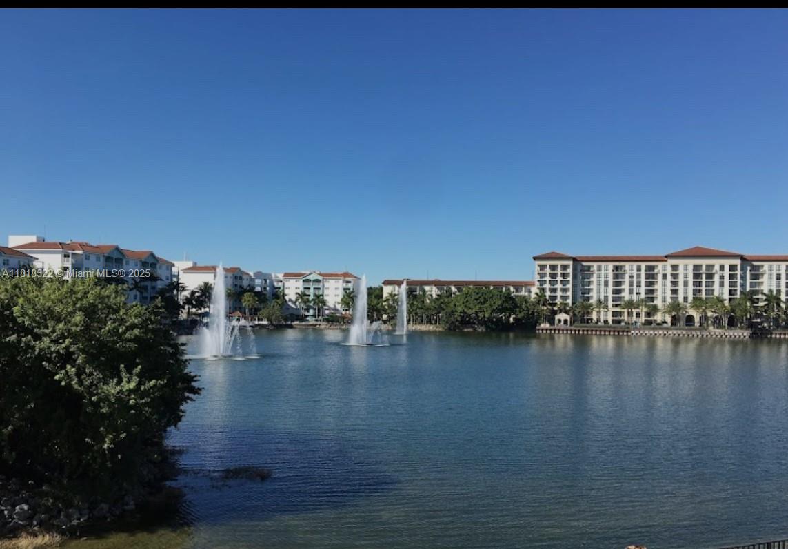 8001 NW 41st St # 112 Unit: F-112